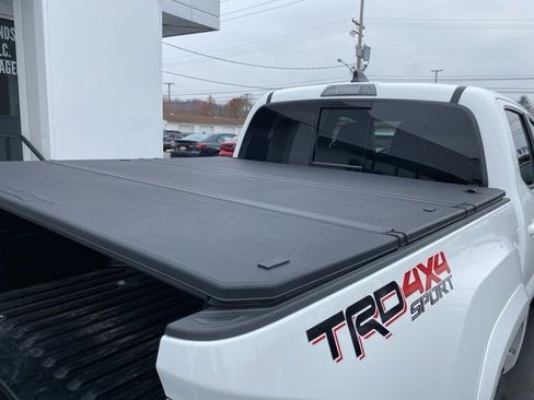 Used 2023 Toyota Tacoma TRD Sport image 52