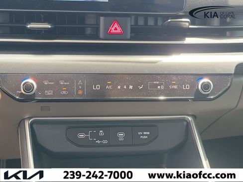 New 2026 Kia Carnival FWD image 27