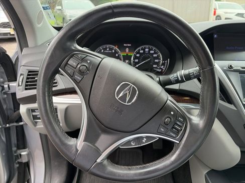 Certified 2017 Acura MDX SH-AWD w/ Technology Package image 9