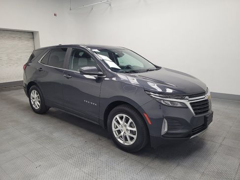 Used 2022 Chevrolet Equinox LT FWD image 11