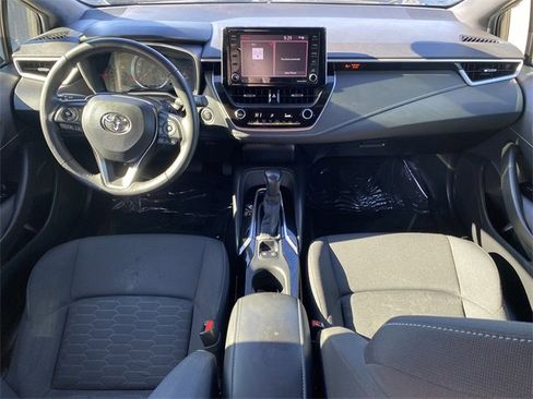 Used 2022 Toyota Corolla SE image 8