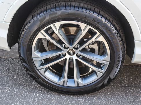 Used 2025 Audi Q7 Premium Plus w/ Premium Plus Package image 8