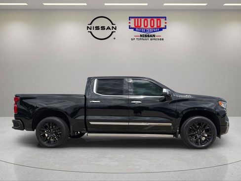 Used 2022 Chevrolet Silverado 1500 High Country AWD/4WD image 2