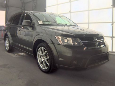 Used 2014 Dodge Journey SXT w/ Flexible Seating Group FWD image 3