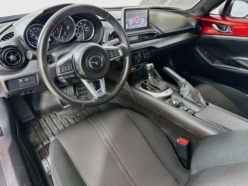 Used 2016 MAZDA MX-5 Miata Club RWD image 10