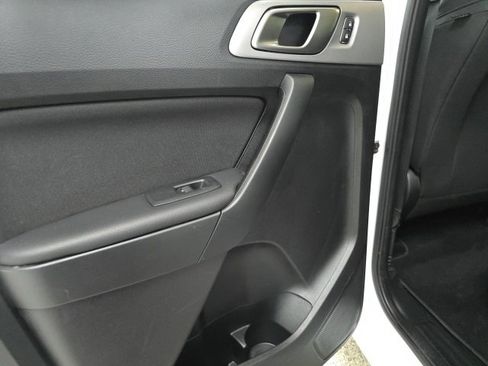 Used 2019 Ford Ranger XLT w/ Equipment Group 301A Mid image 9