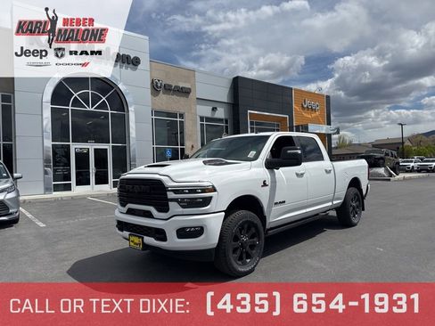 New 2026 RAM 2500 Laramie AWD/4WD image 1