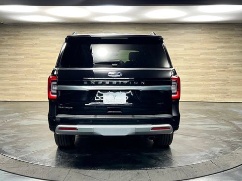 Used 2024 Ford Expedition Platinum AWD/4WD image 19