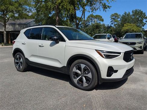 New 2026 Volvo XC40 B5 Plus w/ Protection Package Premier image 2