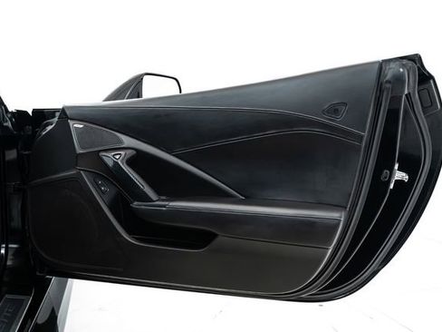 Used 2017 Chevrolet Corvette Z06 image 22