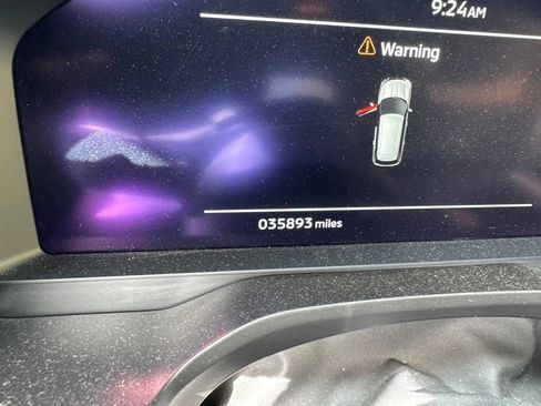 Used 2024 Mitsubishi Outlander SEL FWD image 4