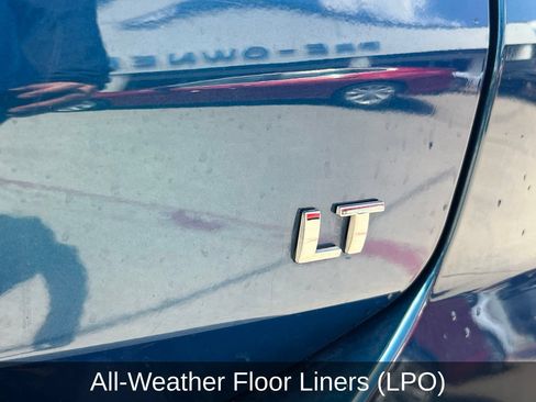 Used 2020 Chevrolet Equinox LT w/ LPO, Floor Liner Package FWD image 5