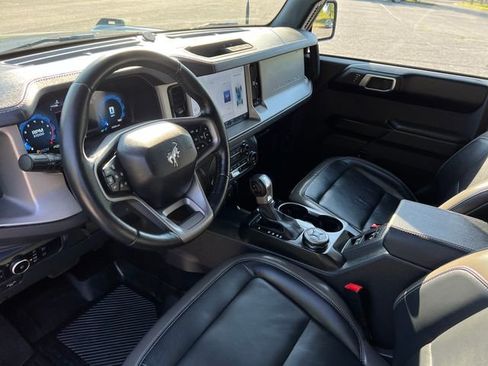 Used 2025 Ford Bronco Outer Banks AWD/4WD image 19