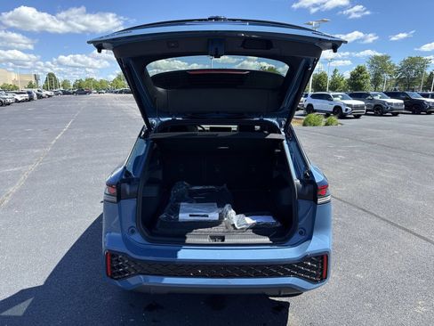 New 2026 Volkswagen Tiguan SEL R-Line AWD/4WD image 24