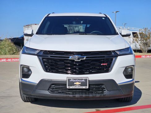 Used 2022 Chevrolet Traverse RS image 7