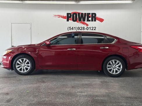 Used 2017 Nissan Altima 2.5 S w/ Power Driver Seat Package FWD image 6