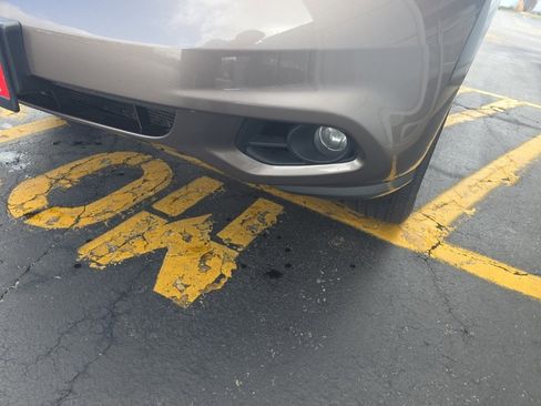 Used 2012 Nissan Murano LE w/ Platinum Pkg image 11