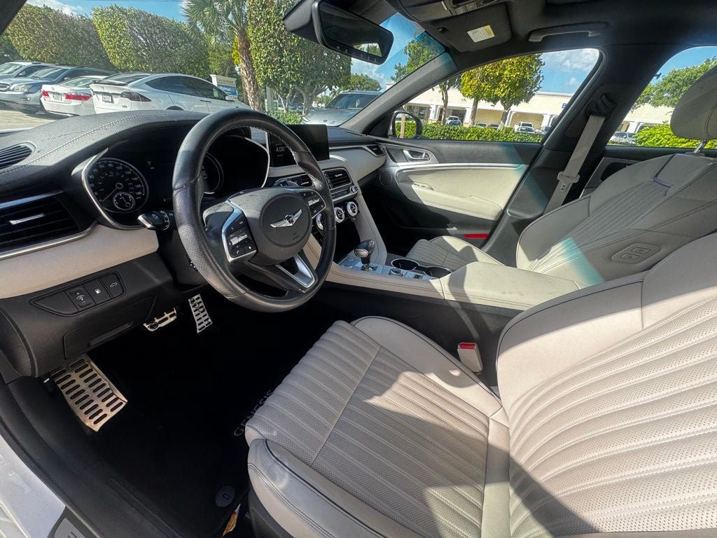 Used 2023 Genesis G70 2.0T w/ Sport Prestige Package RWD image 4