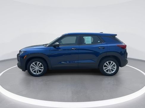 Used 2023 Chevrolet TrailBlazer LS FWD image 4