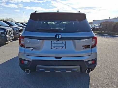 Used 2023 Honda Passport TrailSport image 5