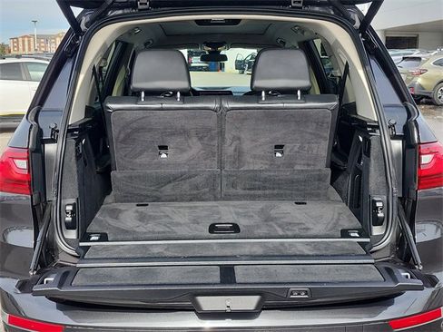 Used 2021 BMW X7 xDrive40i w/ Premium Package image 7