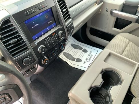 Used 2022 Ford F250 XLT AWD/4WD image 24