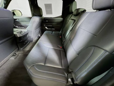 Used 2023 Toyota Tundra Platinum AWD/4WD image 20