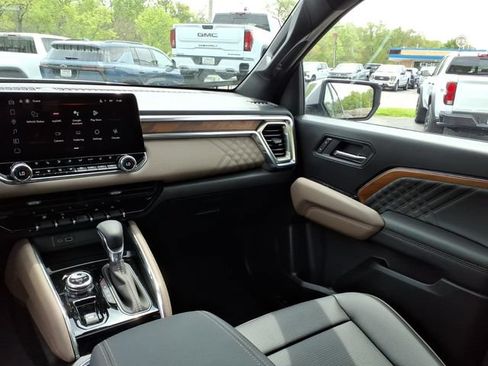 New 2026 GMC Canyon Denali AWD/4WD image 24