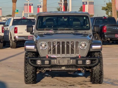Used 2020 Jeep Gladiator Rubicon image 2