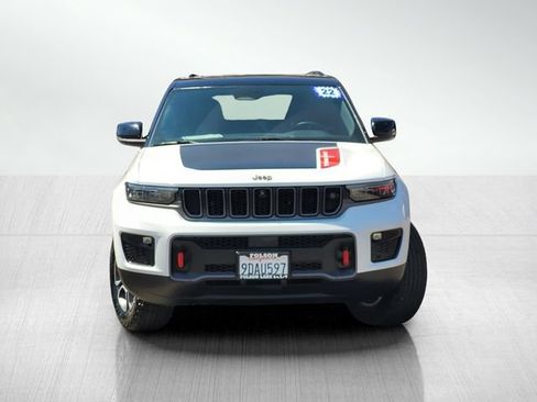 Used 2022 Jeep Grand Cherokee Trailhawk w/ ADV Protech Group II AWD/4WD image 2