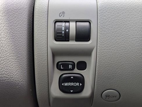 Used 2011 Subaru Forester 2.5X w/ Alloy Wheel Value Pkg AWD/4WD image 33