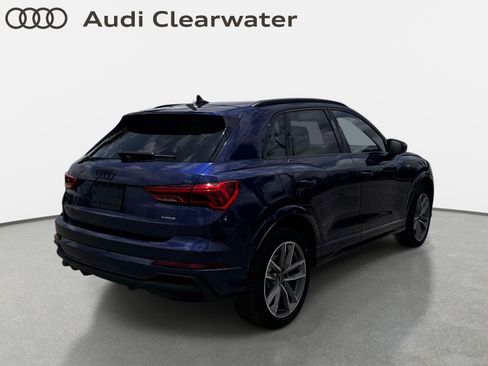 Certified 2025 Audi Q3 2.0T Premium w/ Convenience Package AWD/4WD image 3