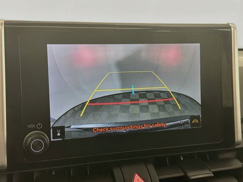 Used 2024 Toyota RAV4 XLE w/ Convenience Package AWD/4WD image 17