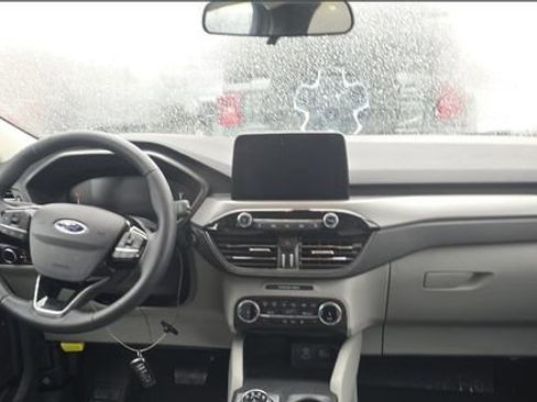 Used 2023 Ford Escape Active image 5