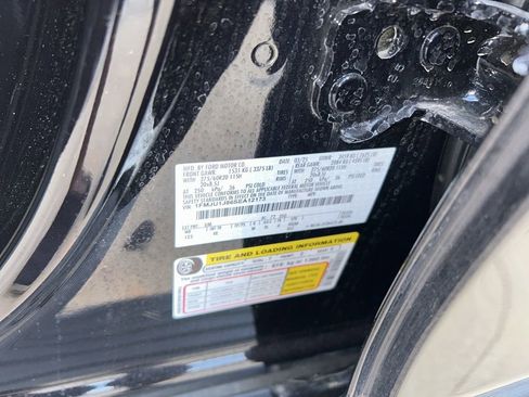 Used 2025 Ford Expedition Active AWD/4WD image 5