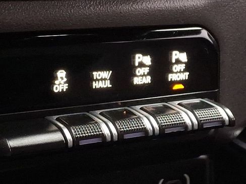 Used 2021 RAM 1500 Big Horn image 24