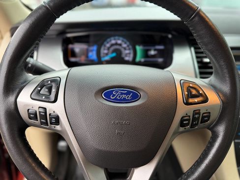 Used 2015 Ford Taurus SEL w/ Equipment Group 201A image 34