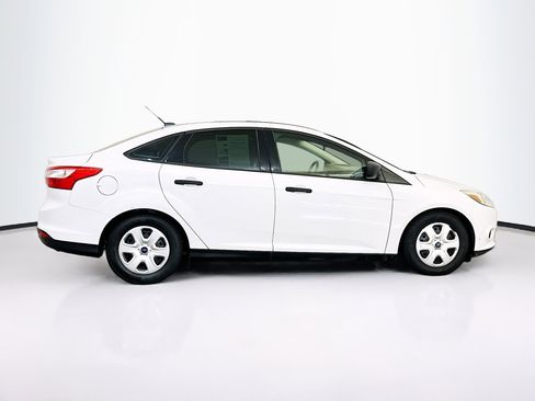 Used 2013 Ford Focus S FWD image 10