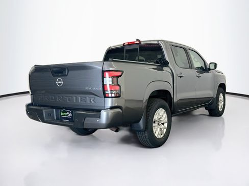 Used 2022 Nissan Frontier SV w/ Technology Package AWD/4WD image 9