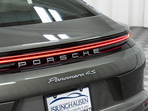 New 2026 Porsche Panamera 4S AWD/4WD image 35