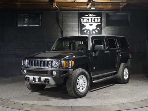 Used 2009 HUMMER H3 Luxury image 1