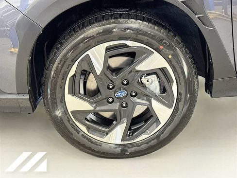 New 2026 Subaru Crosstrek 2.5i Limited w/ Crosstrek Mirror Package AWD/4WD image 32