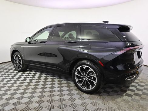 New 2026 Lincoln Nautilus Reserve AWD/4WD image 3