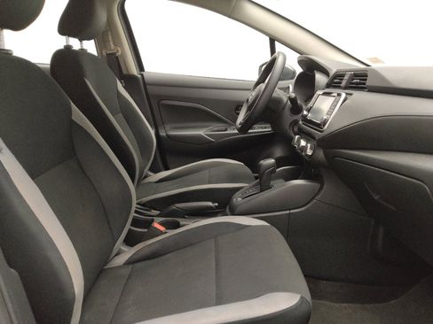 Used 2025 Nissan Versa S w/ Trunk Package image 21
