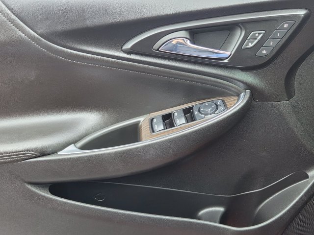 Used 2023 Chevrolet Malibu LT w/ Driver Confidence Package FWD image 28