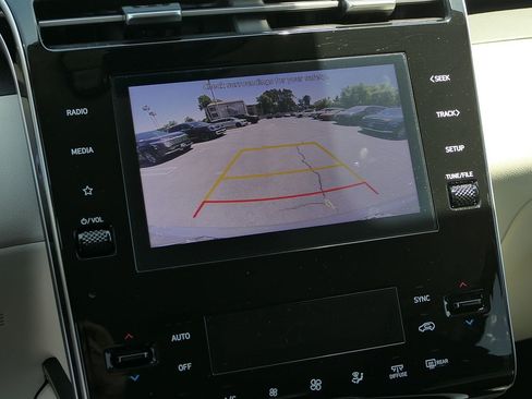 Used 2024 Hyundai Tucson SEL FWD image 18