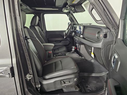 New 2026 Jeep Wrangler Unlimited Rubicon 392 w/ Quick Order Package 27X Moab AWD/4WD image 37