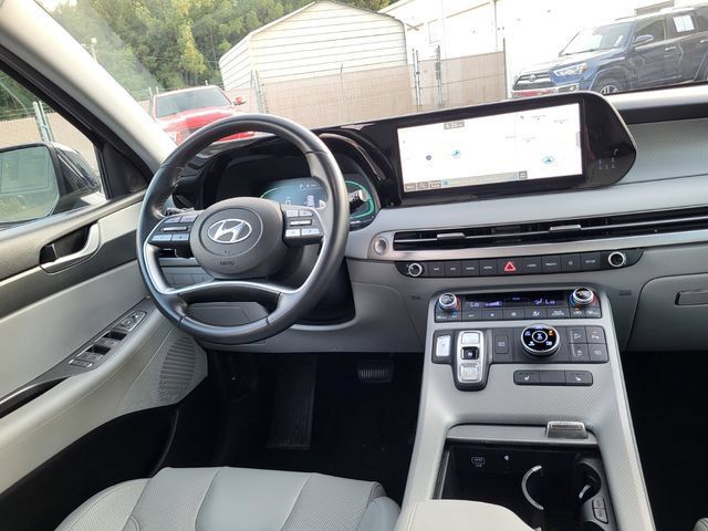 Used 2024 Hyundai Palisade SEL AWD/4WD image 15