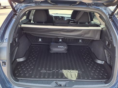 Certified 2025 Subaru Outback Premium w/ Popular Package #1A image 24