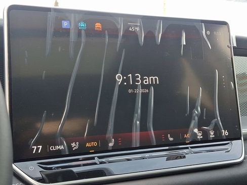 New 2026 Volkswagen Tiguan SE image 12